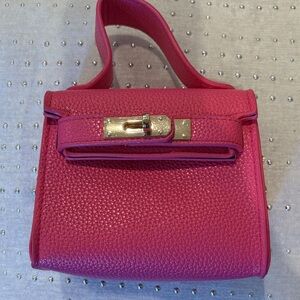 Elegant Pink Handbag